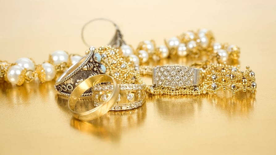 Gold Jewelries
